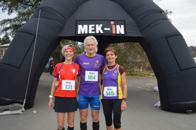 Lucie Kolmašová první a Marie Hynštová třetí v kategoriích v České Vsi. Simona Grulichová třetí v Bezuchově a Lukáš Soural třetí ve Znojmě